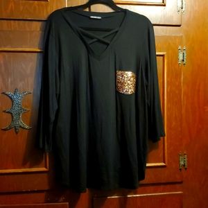 BNWOT Heimish black top with sequin pocket sz 3XL